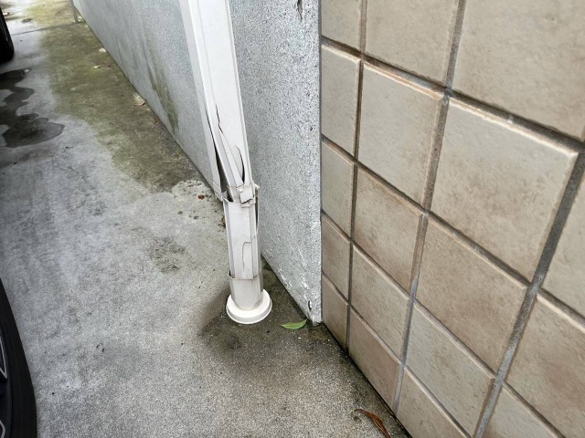 雨樋破損