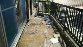 前橋市元総社町ベランダ防水清掃前