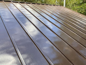 北軽井沢別荘 屋根塗装 PSマイルドSコート 完工