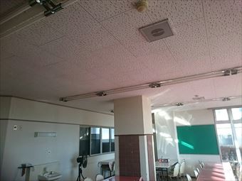 伊勢崎市堺町A学校天井