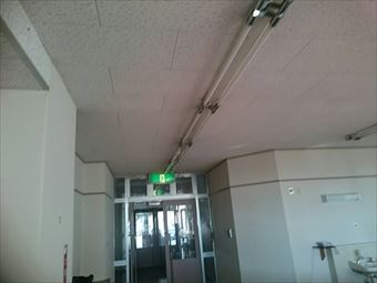伊勢崎市堺町A学校天井２