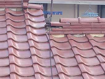 前橋市六供町S様邸棟瓦横から見た屋根