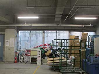 前橋市駒形町Ｙビル地下駐車場角物置場