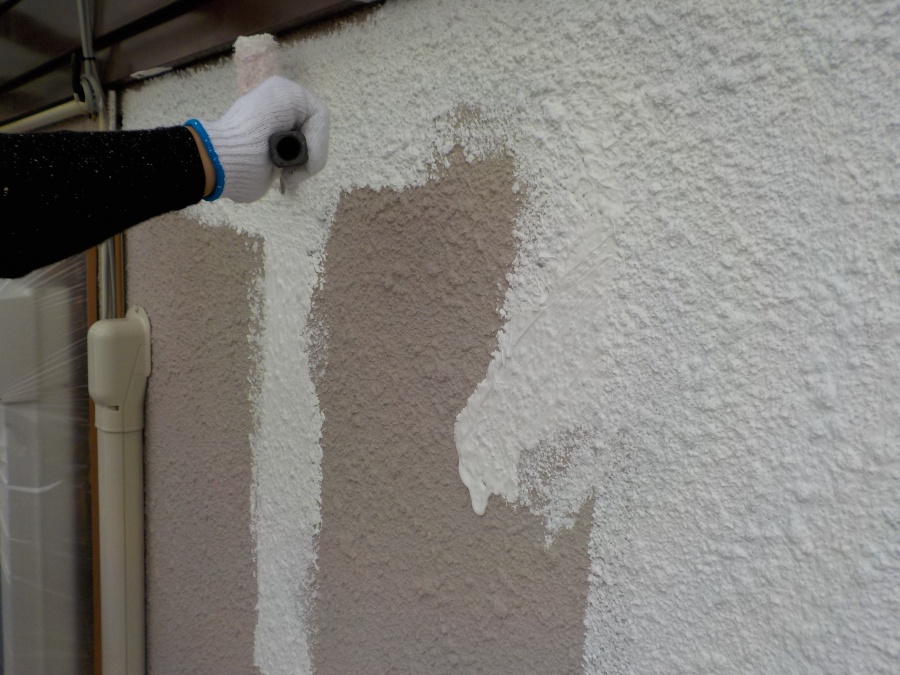 外壁下塗り塗装