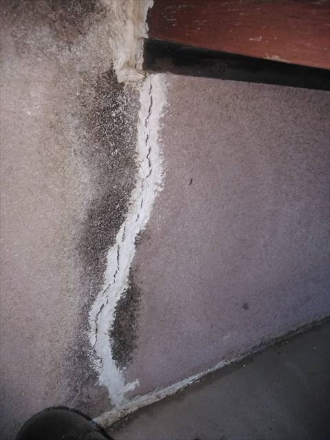 リシン壁クラック