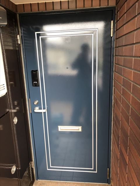沼津市　玄関扉塗装後