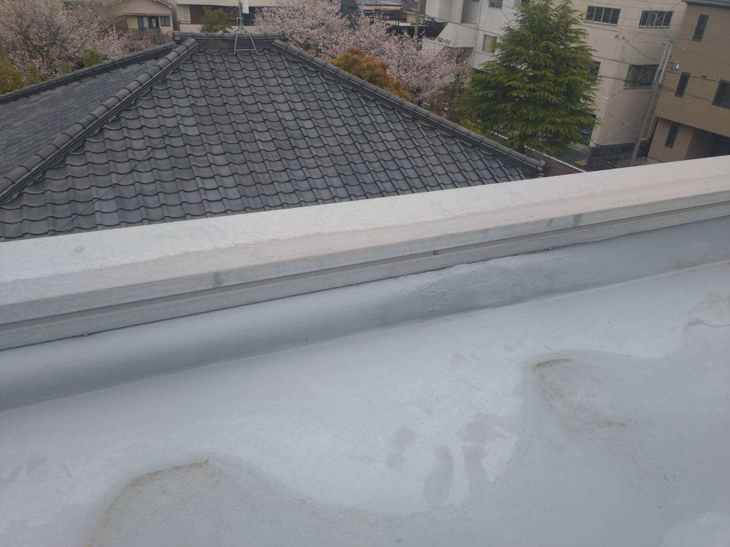 笠木カバー部分