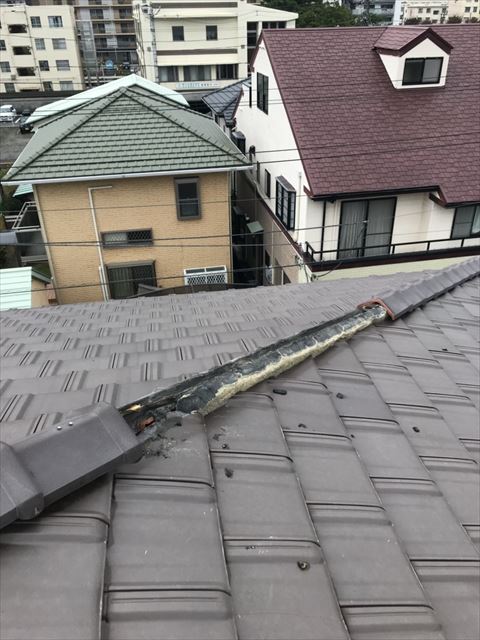 長泉町　棟瓦破損で下地劣化