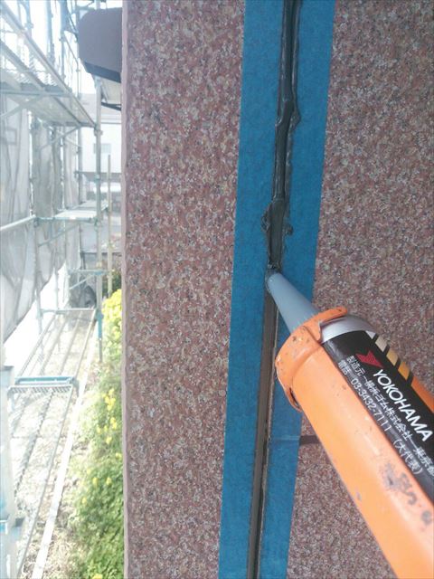 長泉町外壁目地コーキングガン