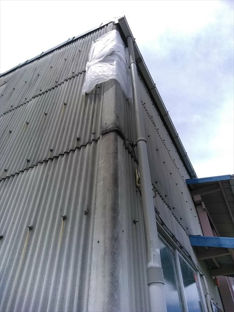 三島市御園倉庫外壁