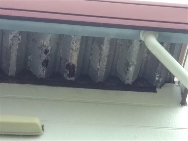 沼津市の鉄骨住宅軒裏サビ
