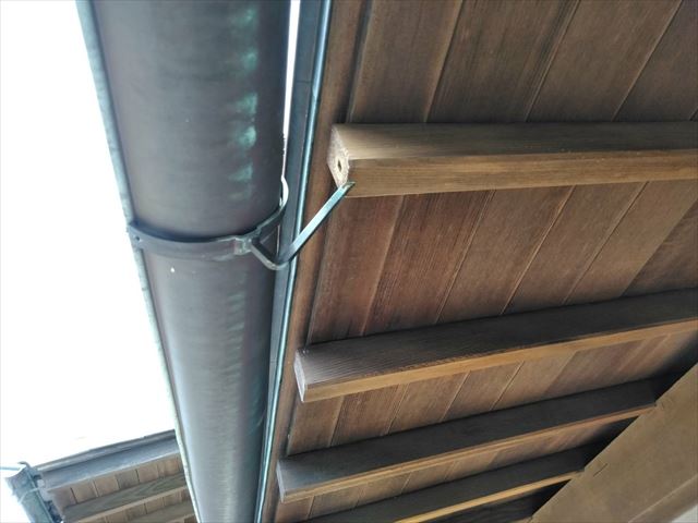 沼津市雨樋金具はずれ