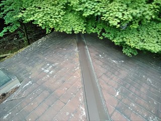 裾野市十里木屋根雨漏り現調