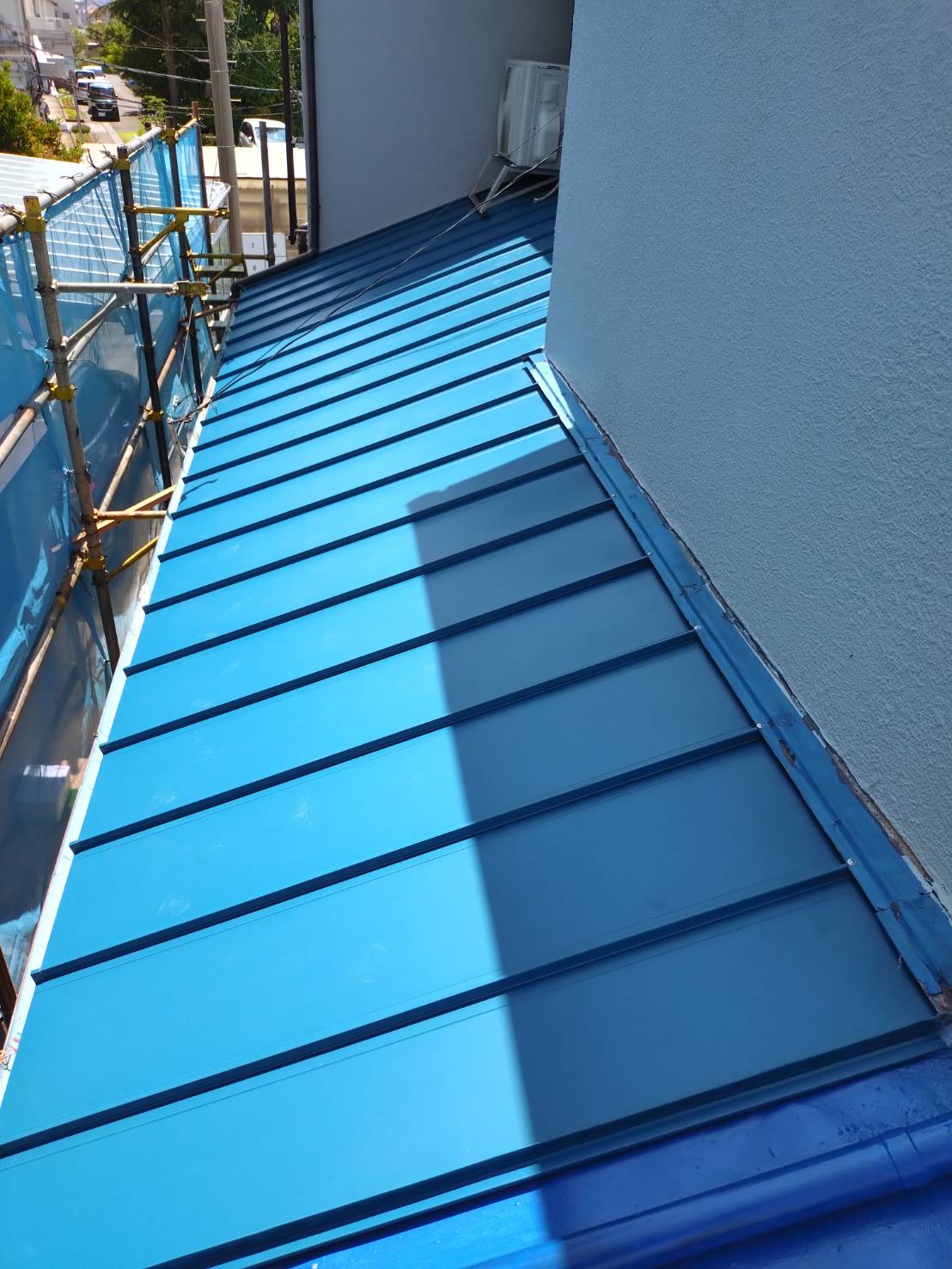 トタン屋根完工