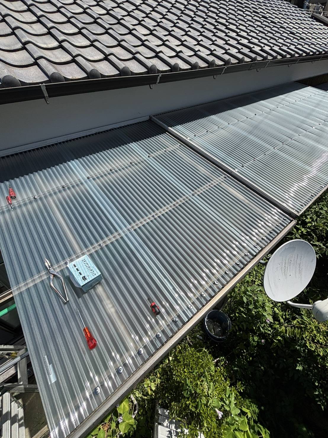 新しいポリカ設置