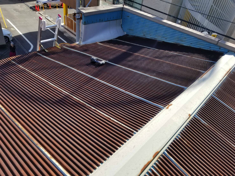 沼津市トタン屋根修復工事