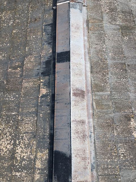 沼津市下香貫　棟板金