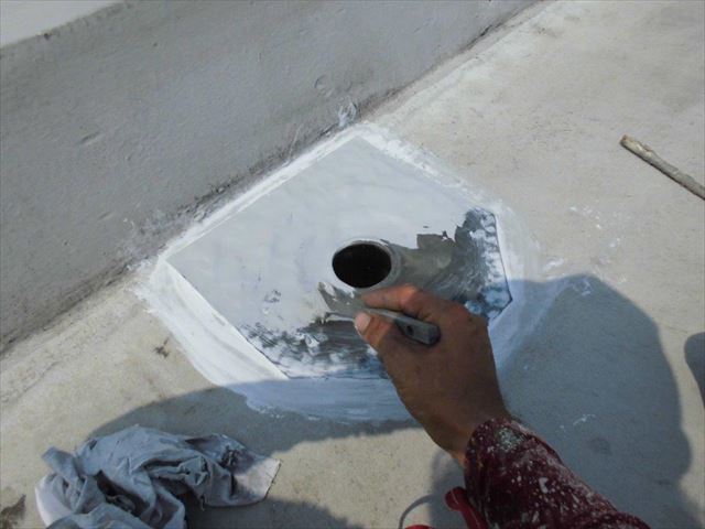 伊豆の国市　改修用ドレン取付