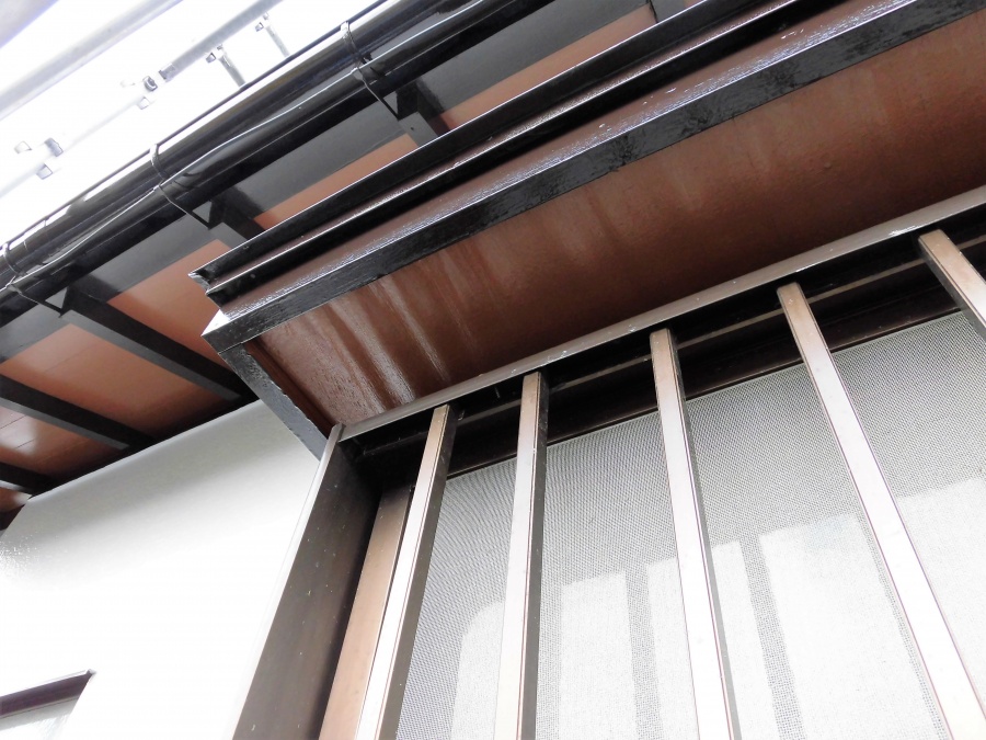 軒下を補修