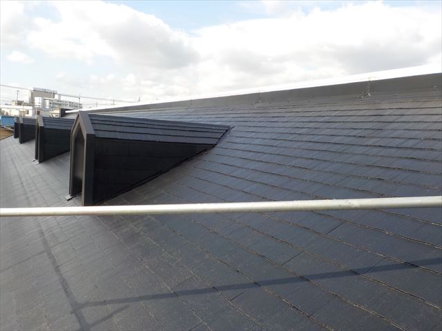 三島市アパート屋根塗装完了