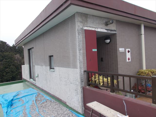 三島市マンションタイル