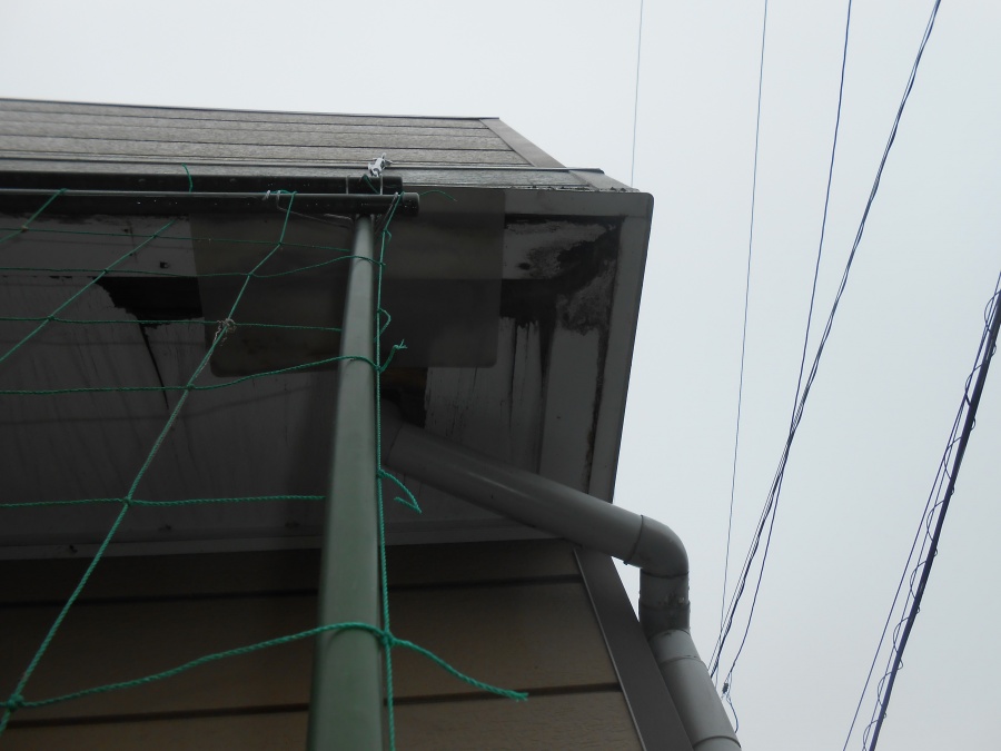 ベランダ下の雨漏り