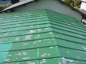 沼津市屋根塗料剥がれ