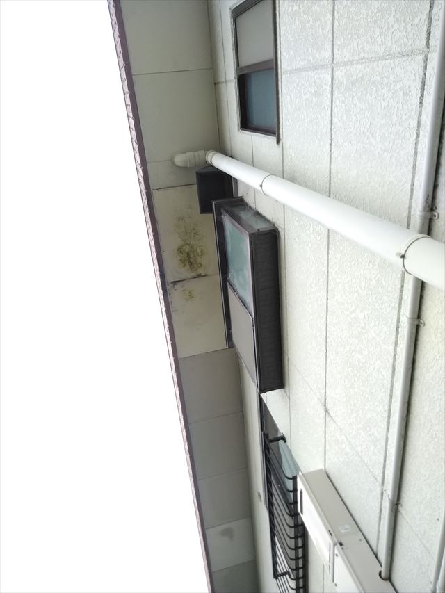 裾野市　雨漏れ足場設置前