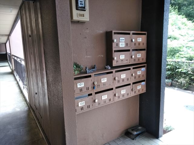 三島市3階建アパート集合ポスト