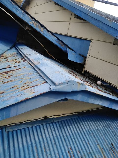 波トタン錆