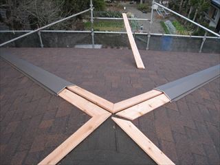 シングル葺き(ｺﾞﾑｱｽﾙｰﾌｨﾝｸﾞ）