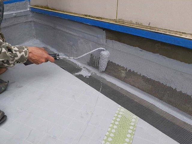 立ち上がり部分　防水塗装