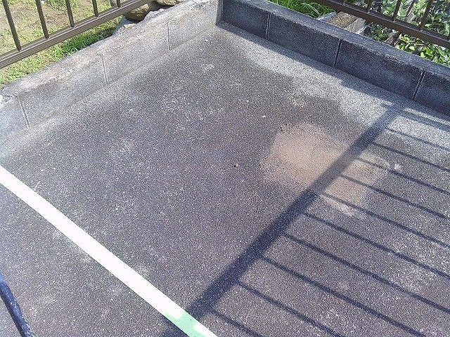 コンクリート　物置天井