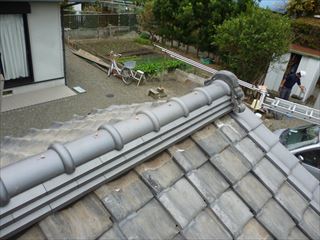 棟瓦葺き替え