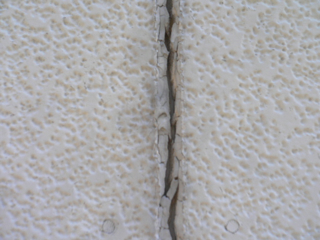 熱海市木造アパートコーキング劣化