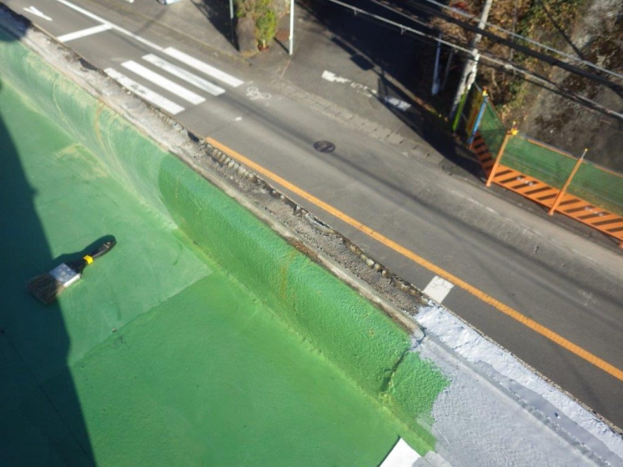 端部に続く防水劣化