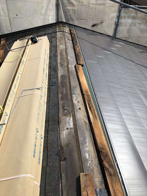 沼津市下香貫の住宅　棟劣化