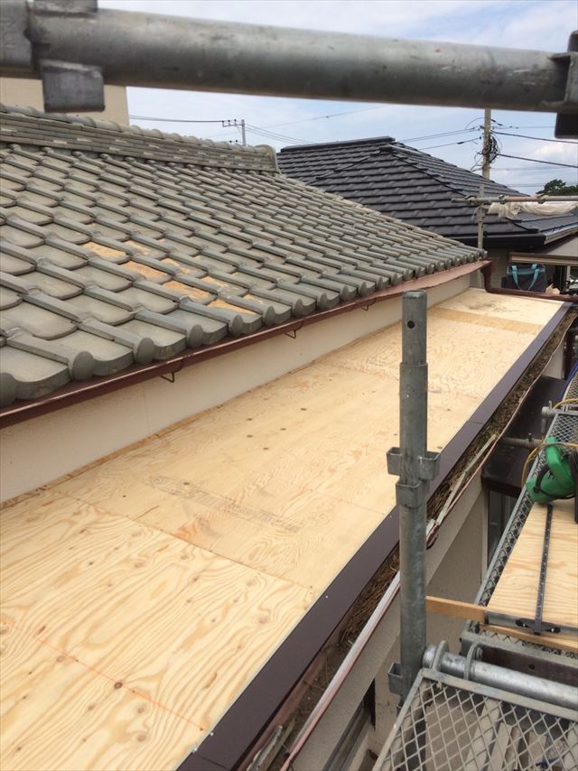 沼津市合板張り