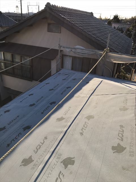 ルーフィング敷き