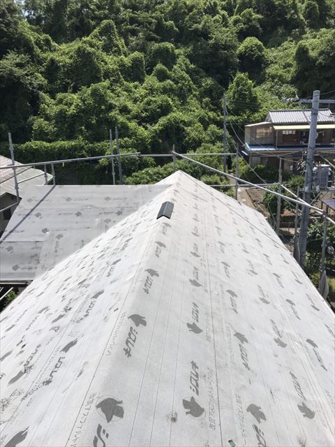 沼津市換気棟取付