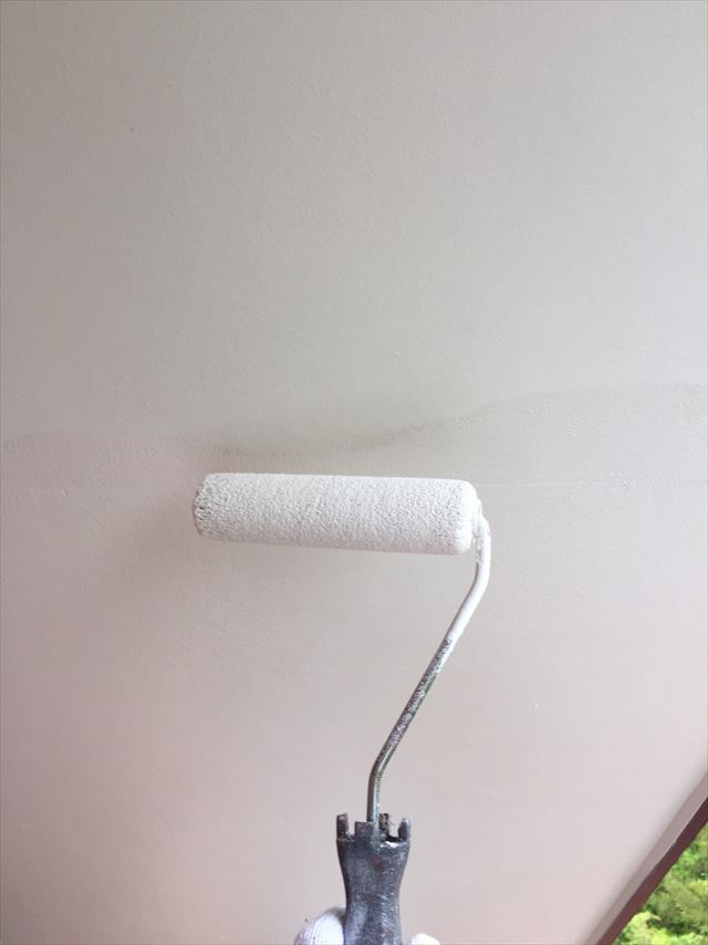 函南町別荘軒裏ケンエース塗布