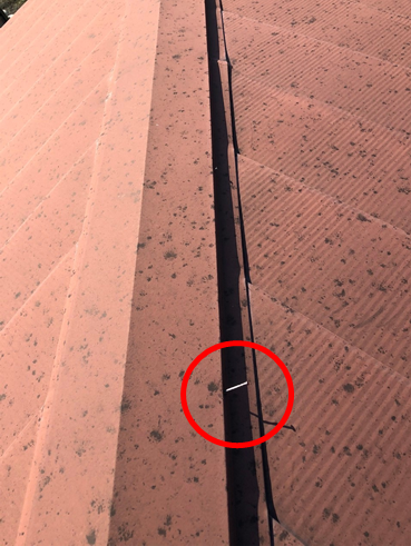 富士カラーベスト釘浮き