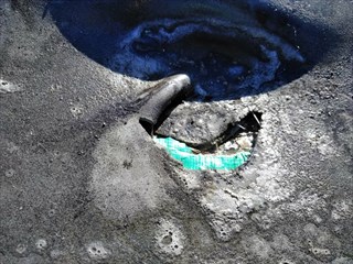 三島市安久　屋上排水口