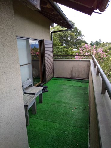 函南雨漏りベランダ