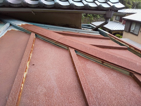清水町雨漏り屋根錆び