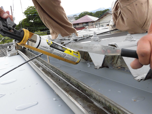 三島市雨漏り雨樋コーキング