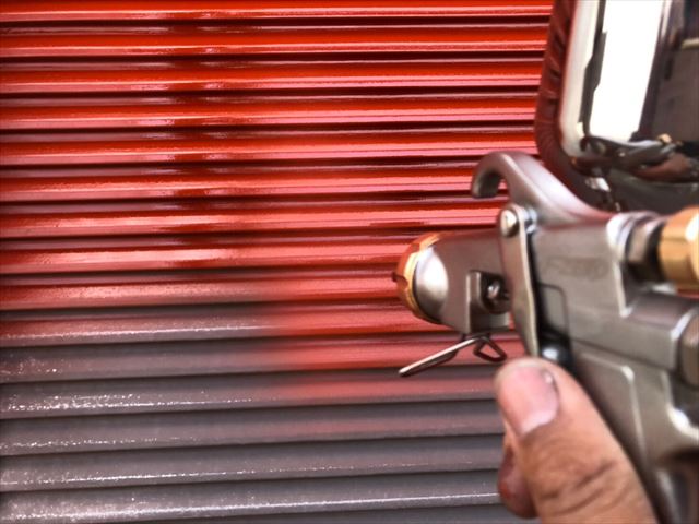 沼津市雨戸塗装下地