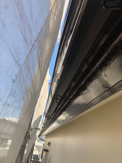 沼津市破風板塗装後
