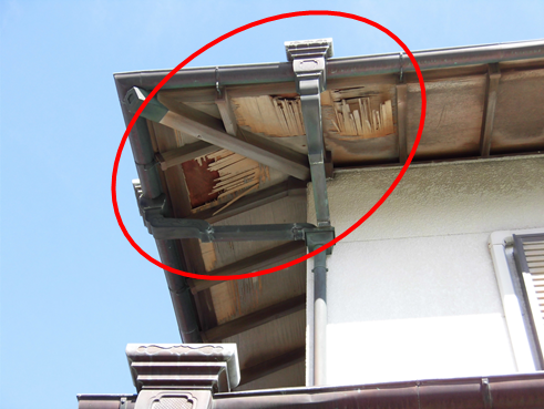 三島台風軒天破損