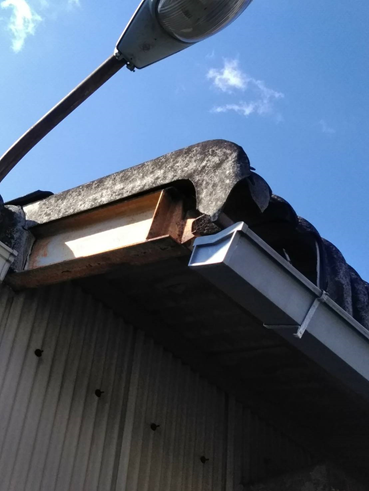 沼津雨樋スレート破損